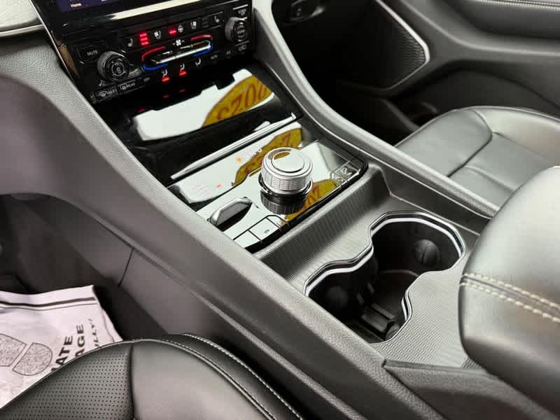 2023 Jeep Grand Cherokee 30th Anniversary