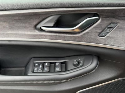 2023 Jeep Grand Cherokee 30th Anniversary