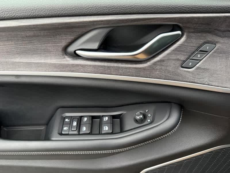 2023 Jeep Grand Cherokee 30th Anniversary