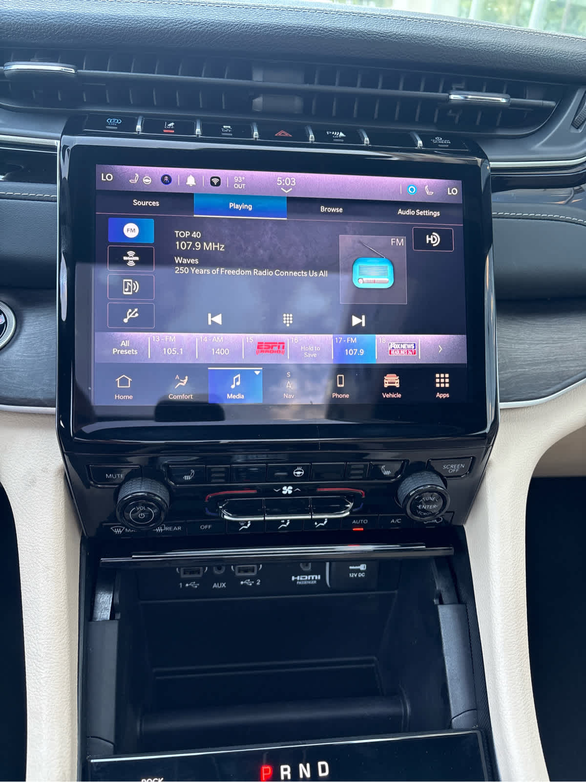 2023 Jeep Grand Cherokee Base