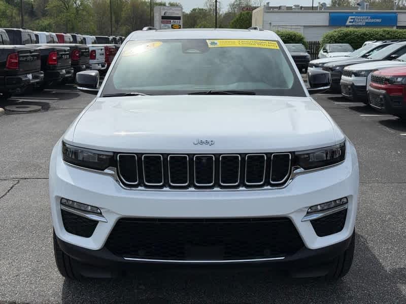 2024 Jeep Grand Cherokee Base