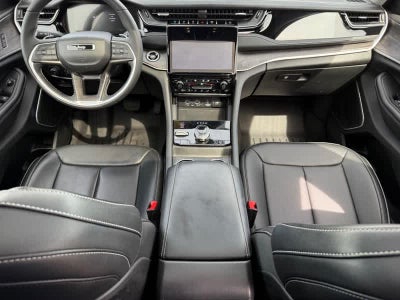2024 Jeep Grand Cherokee Base