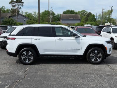 2024 Jeep Grand Cherokee Base