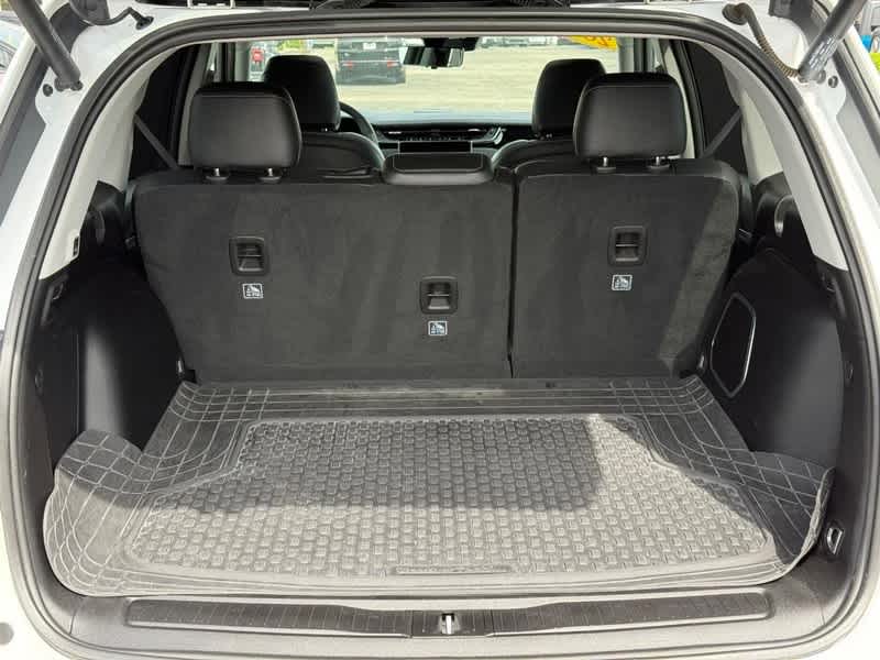 2024 Jeep Grand Cherokee Base