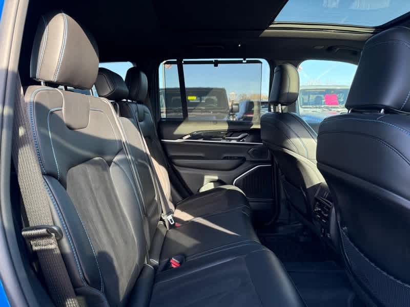 2023 Jeep Grand Cherokee Trailhawk