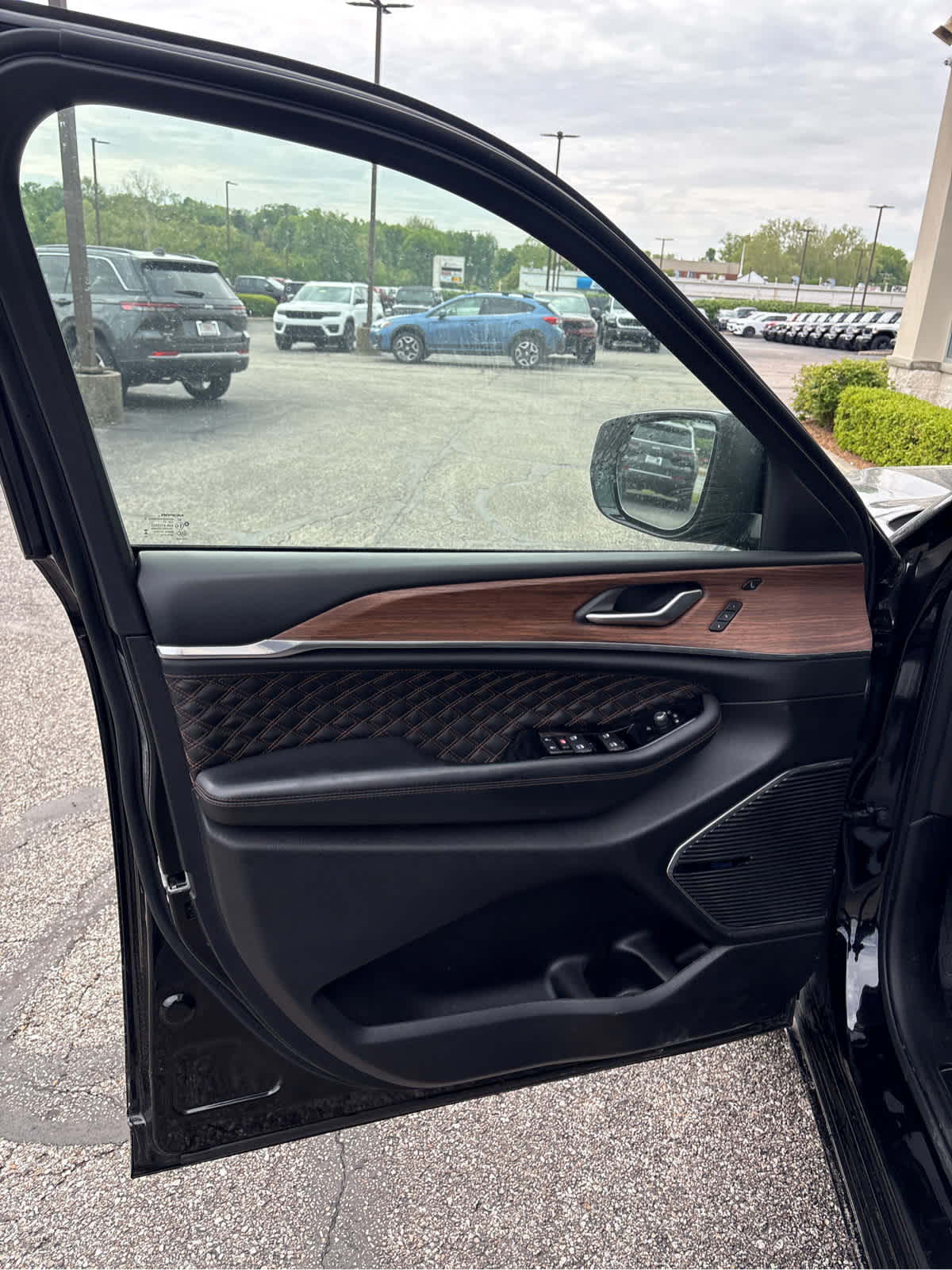 2023 Jeep Grand Cherokee Summit