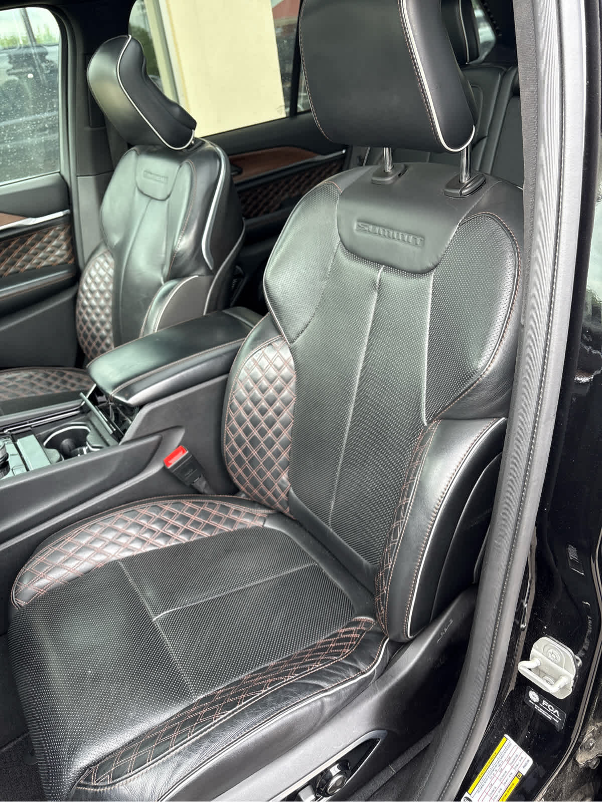 2023 Jeep Grand Cherokee Summit
