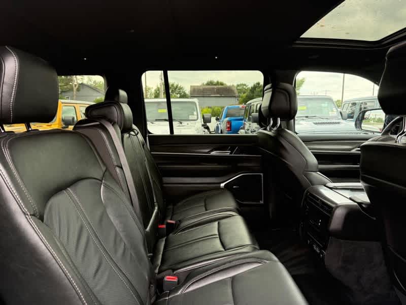 2023 Jeep Wagoneer L Series II