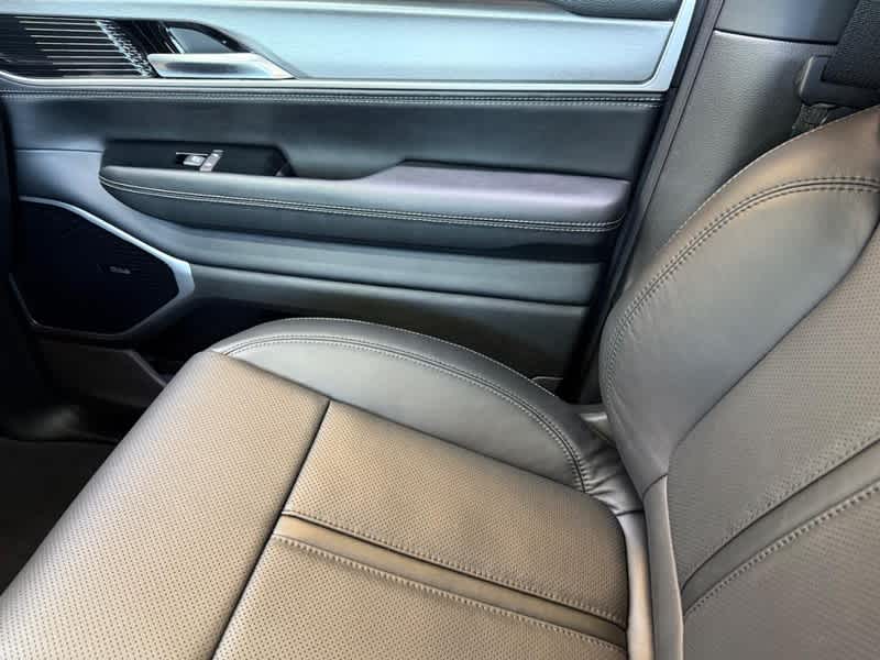 2026 Jeep Grand Wagoneer Limited Reserve