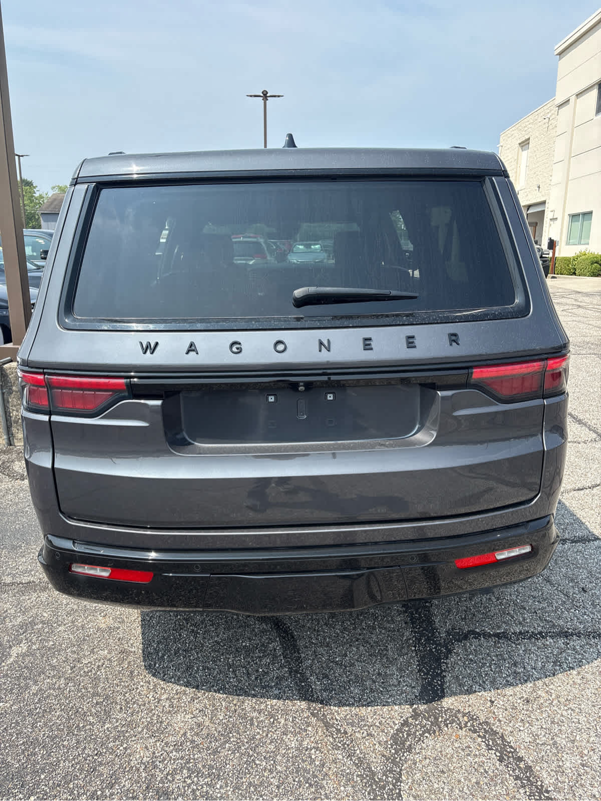 2024 Jeep Wagoneer L Series II Carbide