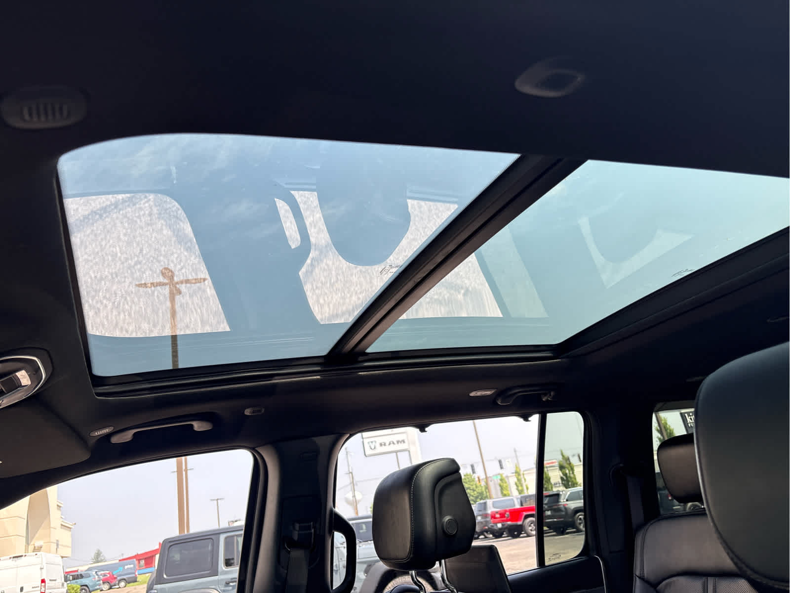 2024 Jeep Wagoneer L Series II Carbide