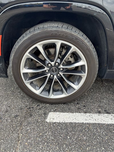 2023 Jeep Wagoneer L Series II