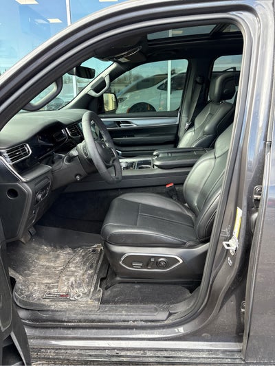 2023 Jeep Wagoneer L Series II Carbide