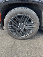 2023 Jeep Wagoneer L Series II Carbide