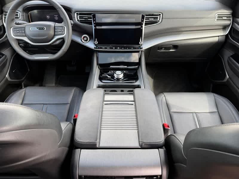 2025 Jeep Wagoneer L Series II Carbide