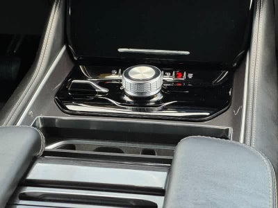 2023 Jeep Wagoneer Base