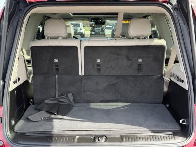 2024 Jeep Wagoneer Base