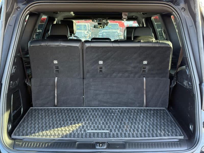 2024 Jeep Wagoneer Series II Carbide