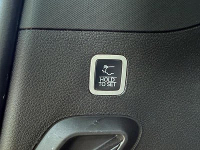 2024 Jeep Wagoneer Series II Carbide