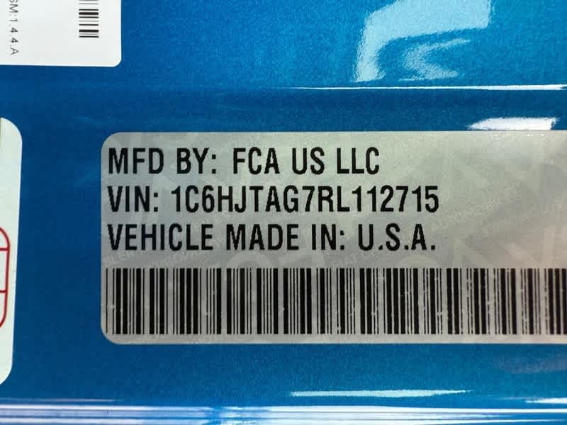 2024 Jeep Gladiator Sport S