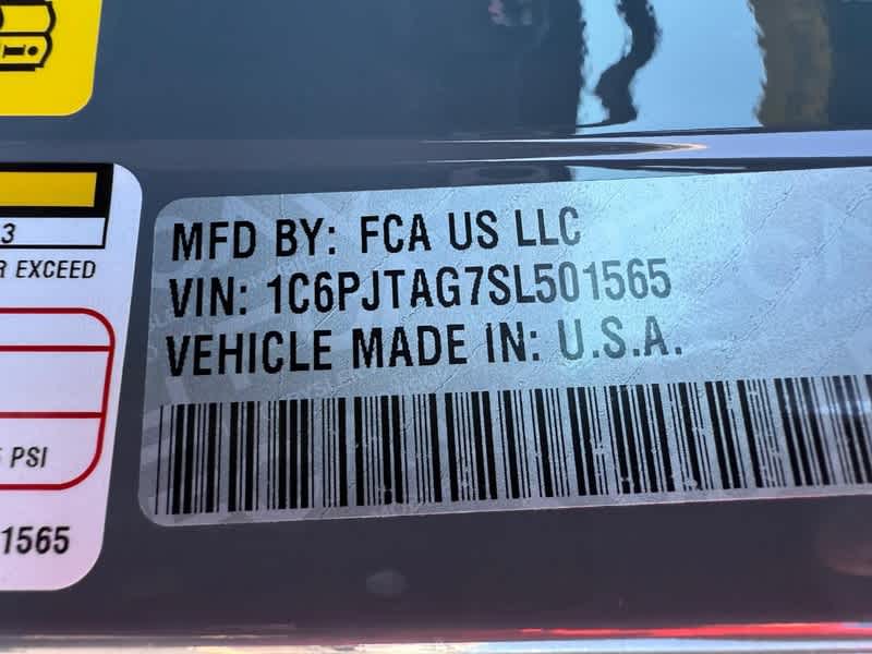 2025 Jeep Gladiator Nighthawk