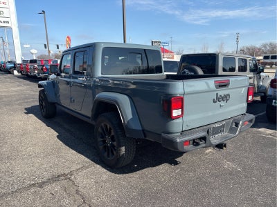2025 Jeep Gladiator Nighthawk