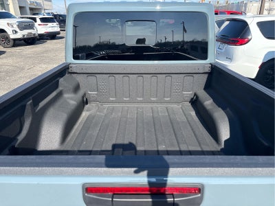 2025 Jeep Gladiator Nighthawk