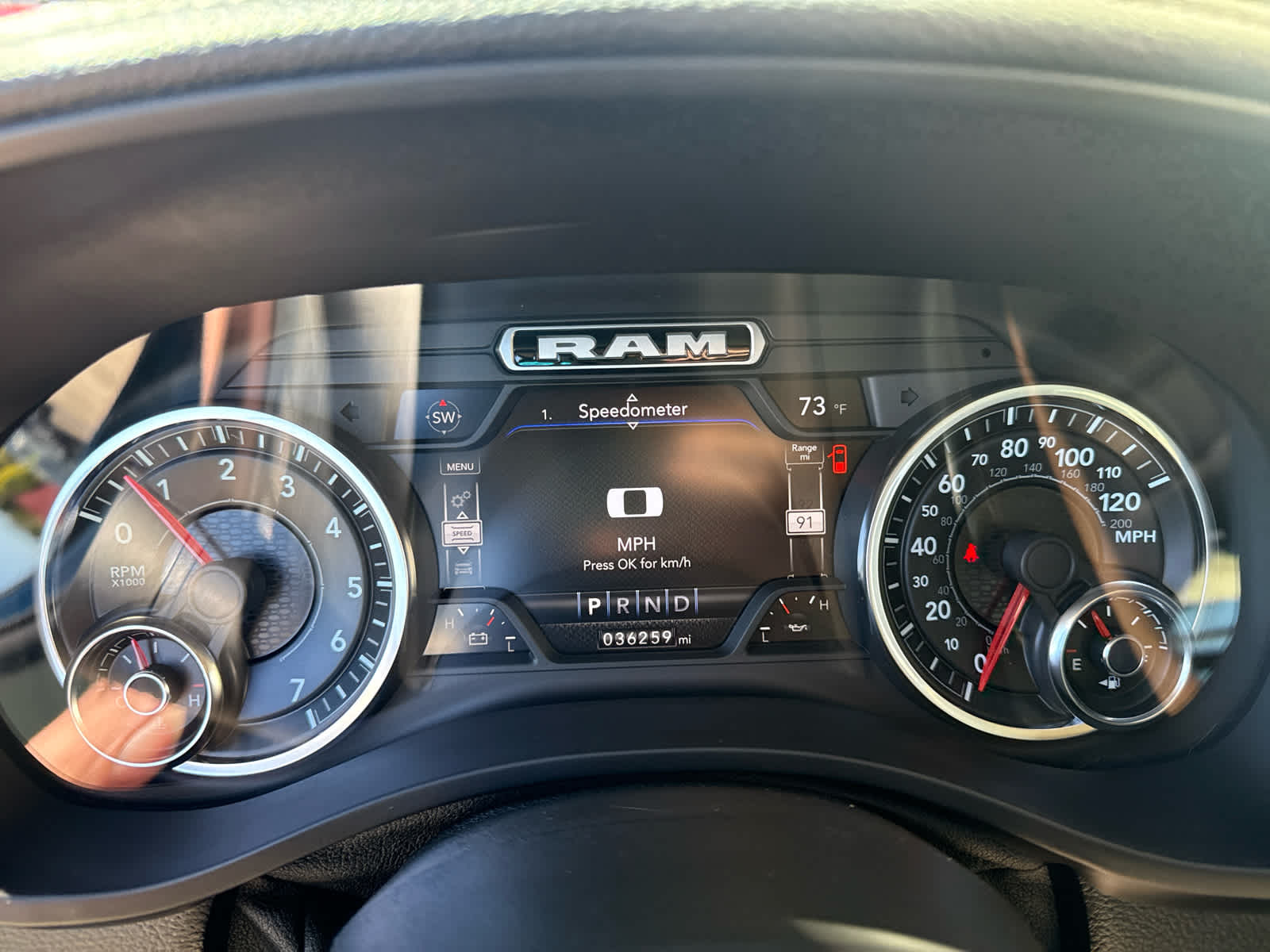2022 RAM 1500 Laramie Crew Cab 4x4 5'7' Box