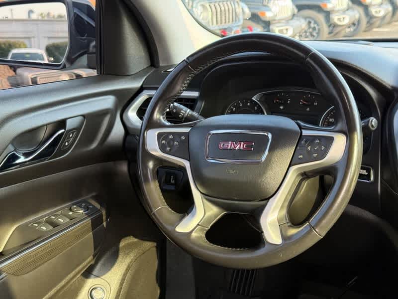 2021 GMC Acadia SLT