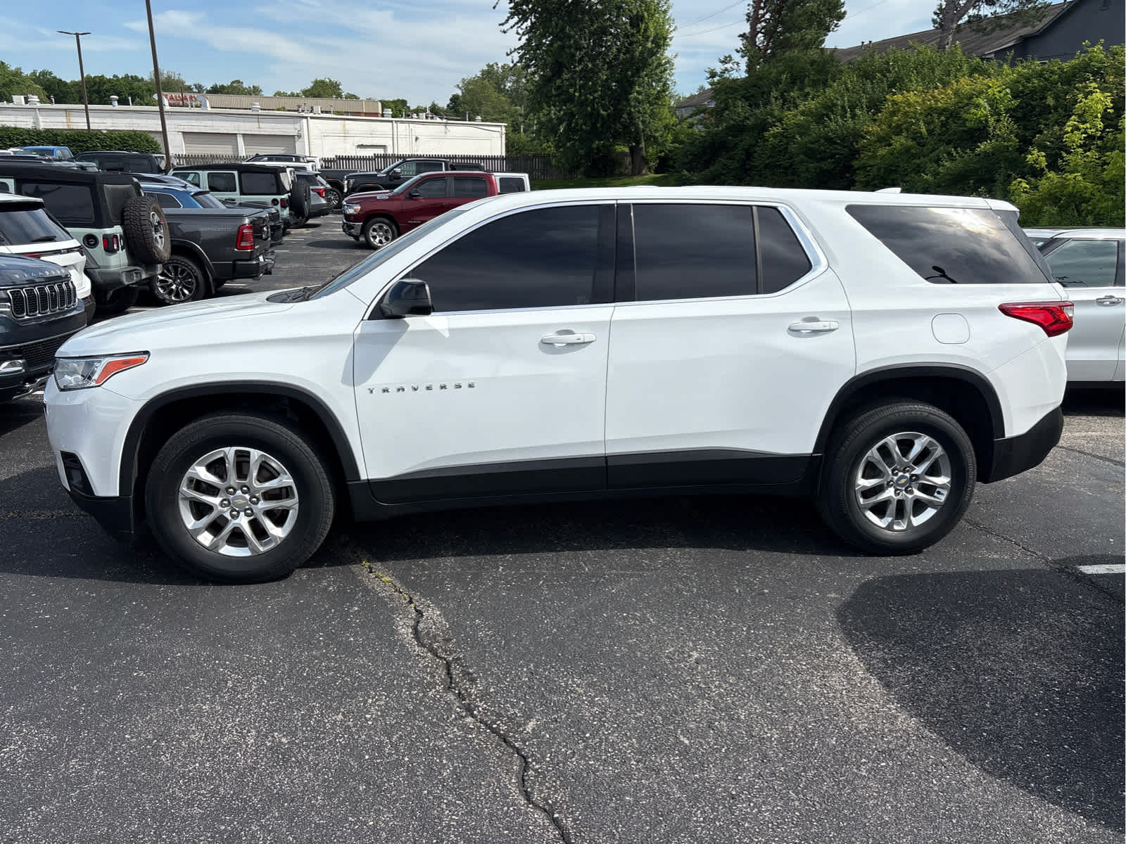 2021 Chevrolet Traverse LS