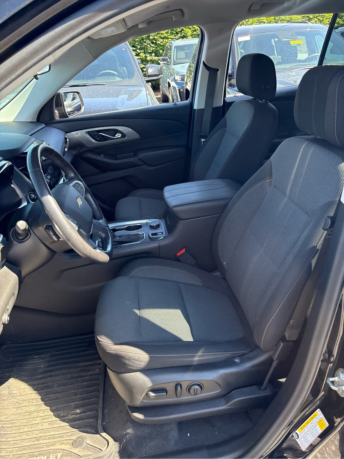 2021 Chevrolet Traverse LT Cloth
