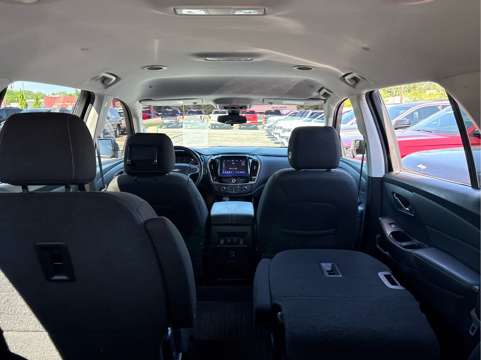 2021 Chevrolet Traverse LT Cloth