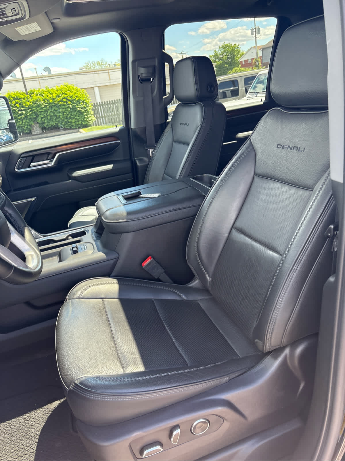 2024 GMC Sierra 2500HD Denali