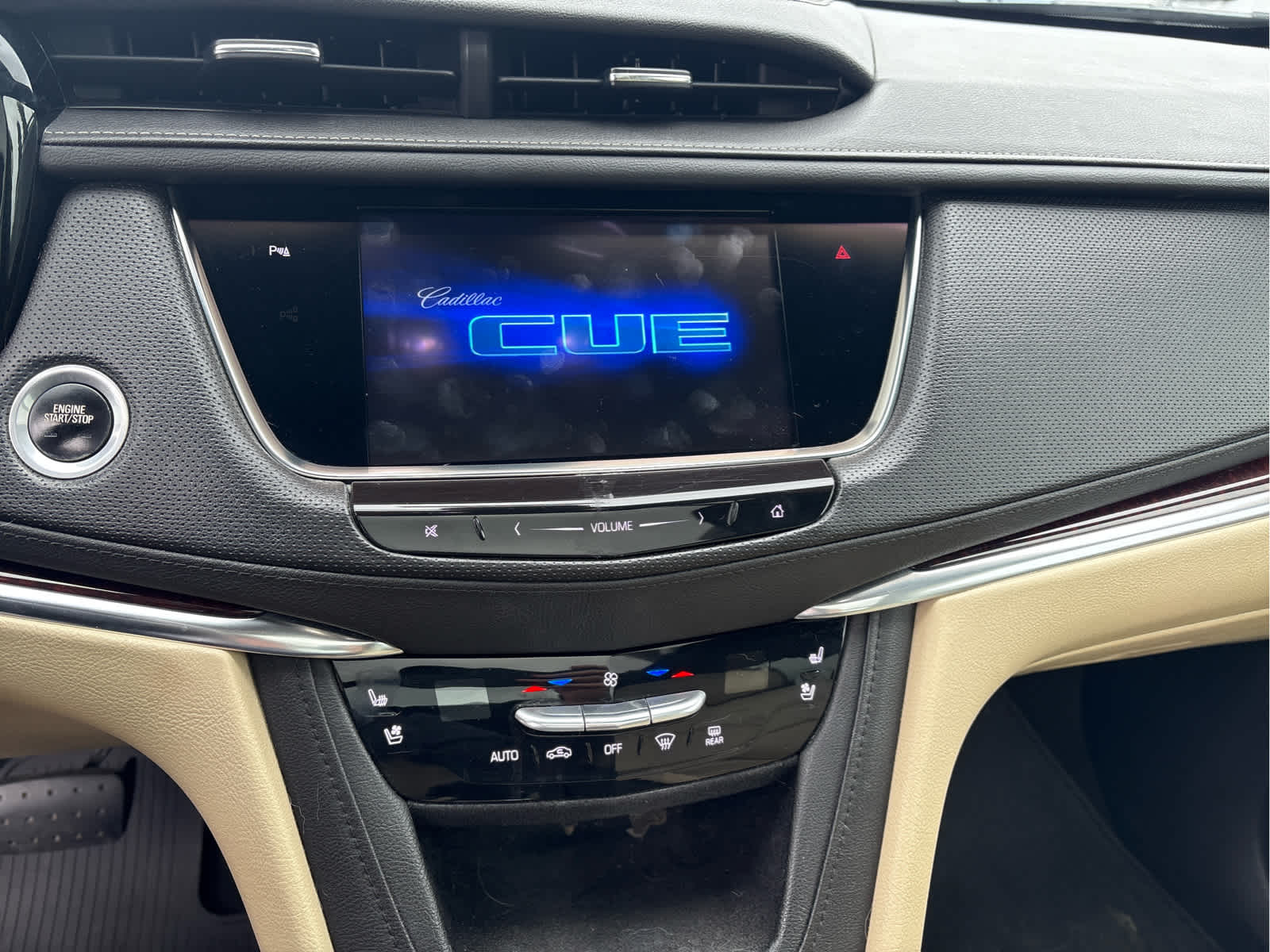 2017 Cadillac XT5 Premium Luxury
