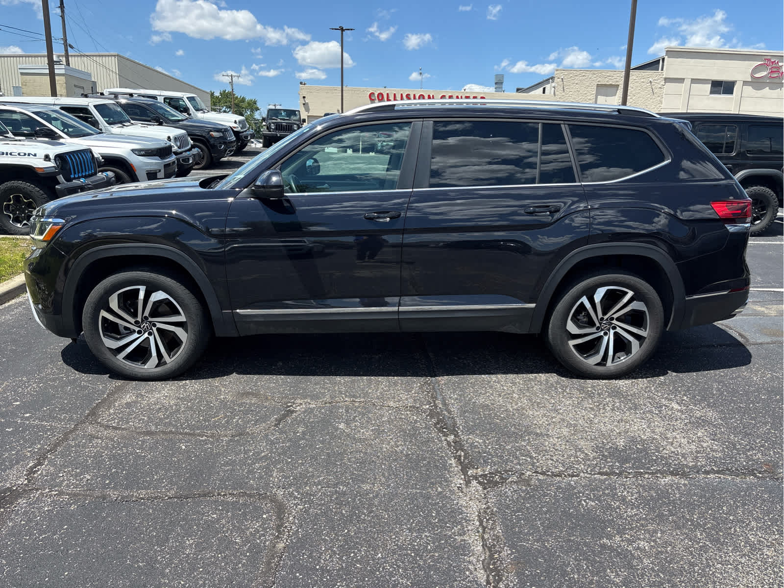 2023 Volkswagen Atlas 3.6L V6 SEL