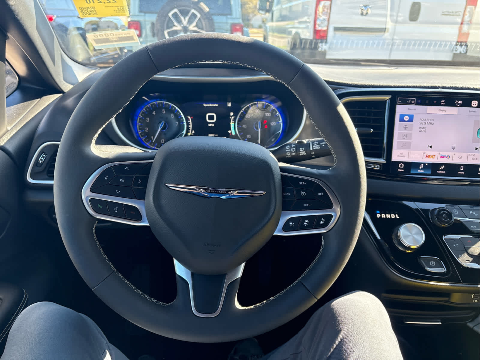 2026 Chrysler Pacifica Select