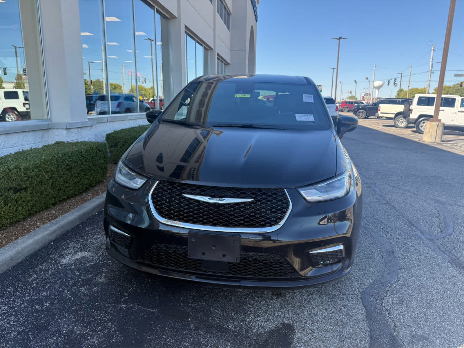 2026 Chrysler Pacifica Select
