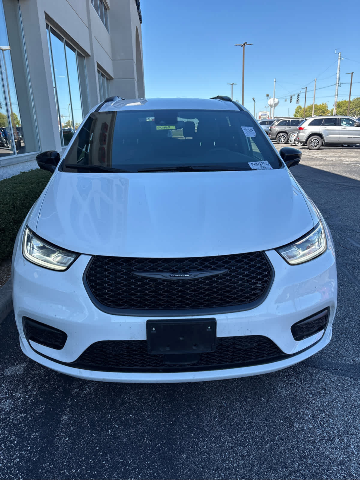 2026 Chrysler Pacifica Select