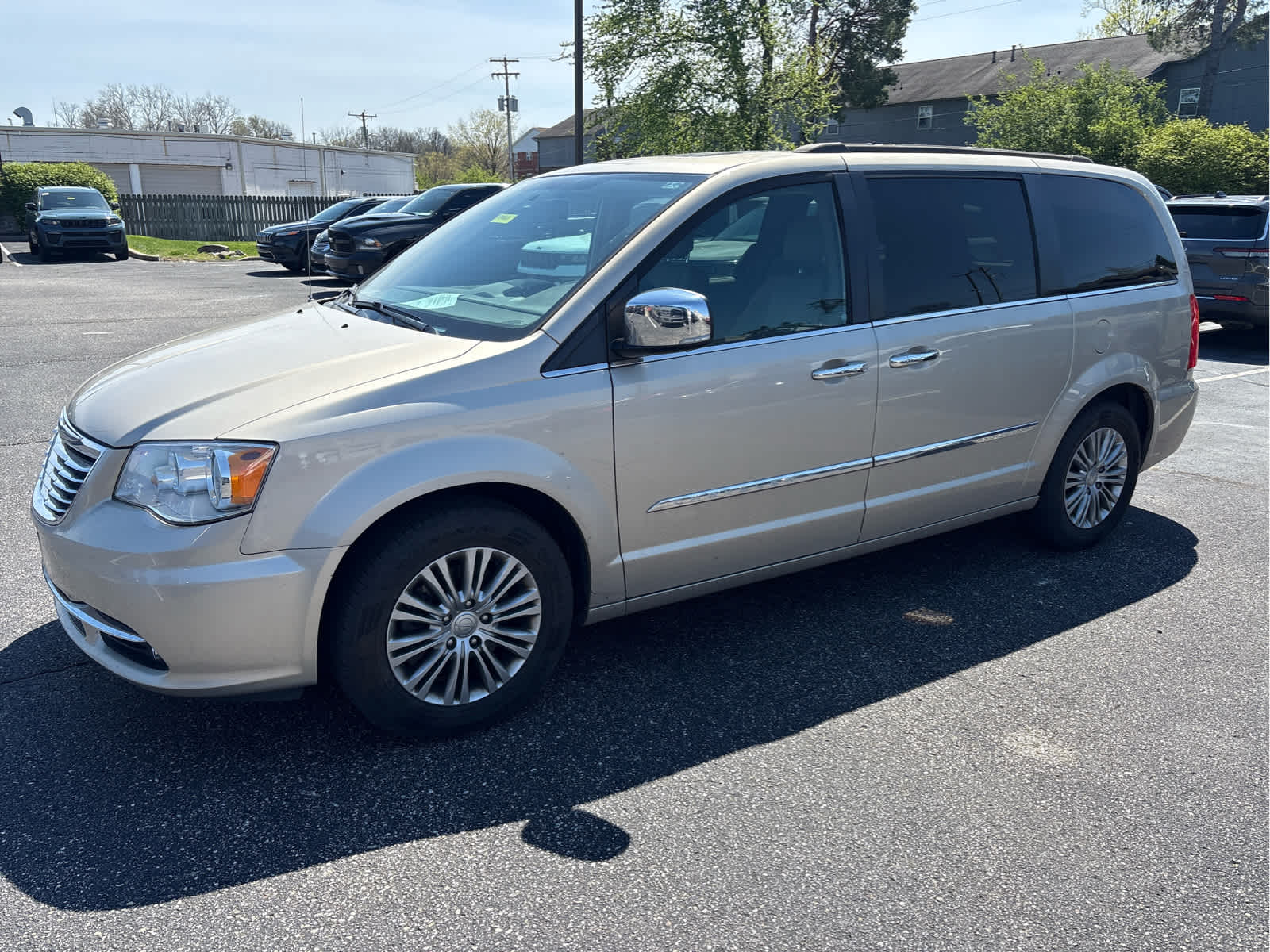 2016 Chrysler Town & Country Touring-L Anniversary Edition