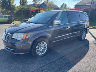 2015 Chrysler Town &amp; Country Touring-L