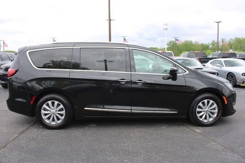 2018 Chrysler Pacifica Touring L Plus FWD in Indianapolis, IN - O'Brien Automotive Family