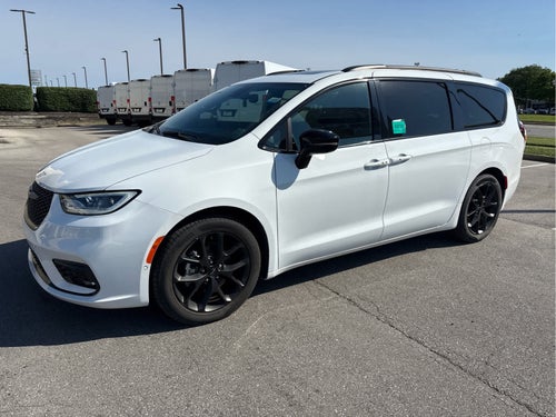 2024 Chrysler Pacifica Limited