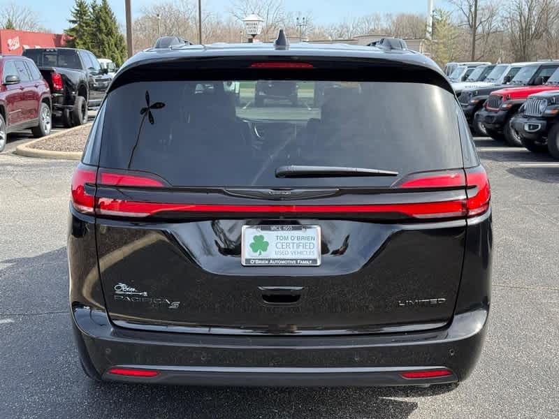 2025 Chrysler Pacifica Limited