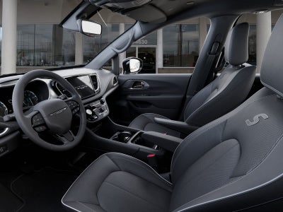 2027 Chrysler Pacifica Limited