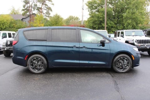 2024 Chrysler Pacifica Hybrid S Appearance Pkg FWD in Indianapolis, IN - O'Brien Automotive Family