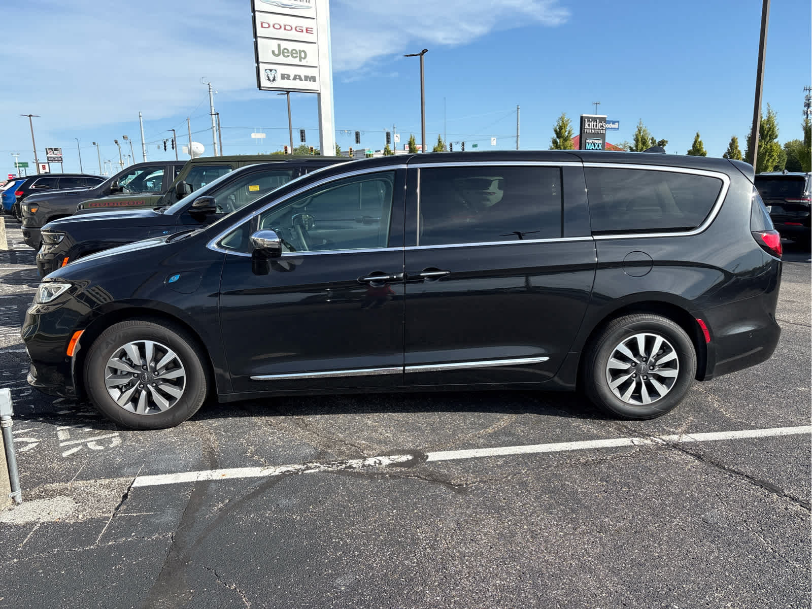 2023 Chrysler Pacifica Hybrid Limited