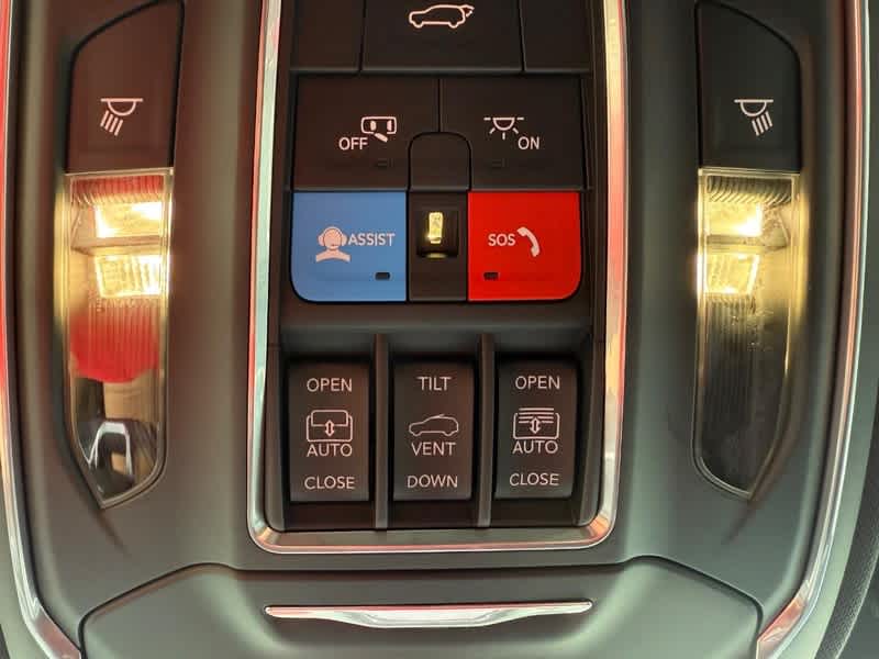 2026 Jeep Cherokee Overland