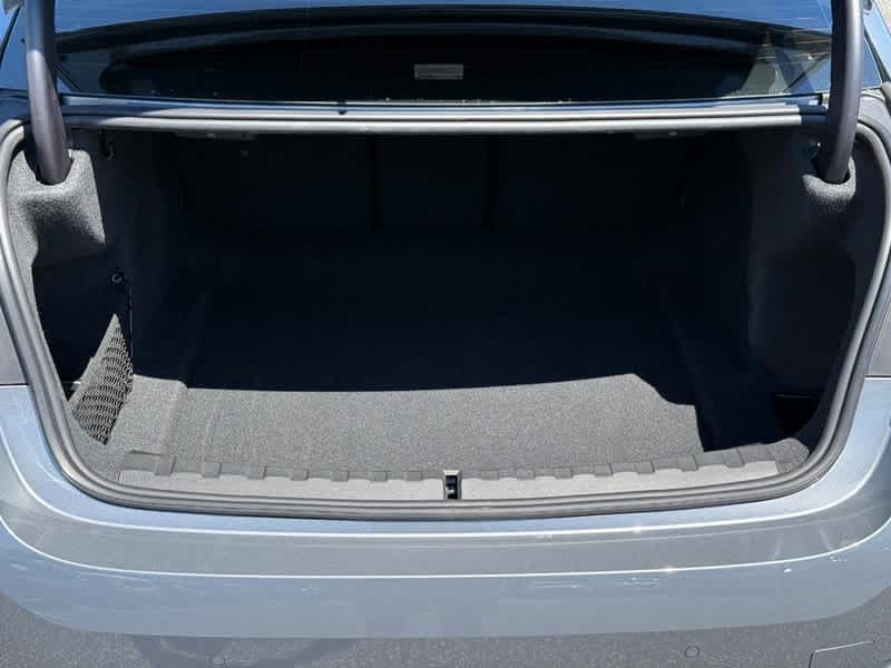 2024 BMW 330i xDrive 330i xDrive
