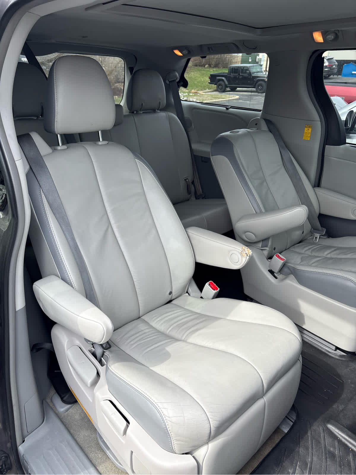 2014 Toyota Sienna XLE