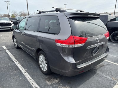 2014 Toyota Sienna XLE